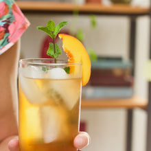 Load image into Gallery viewer, Cold Brew Bundle - Peach and Strawberry Sweetened Tea bags

